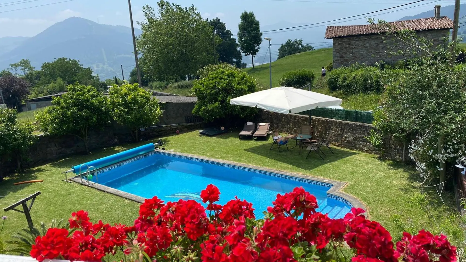Bilbo Near Atico Rural Con Terraza Apartment Basauri 0*,  Spain