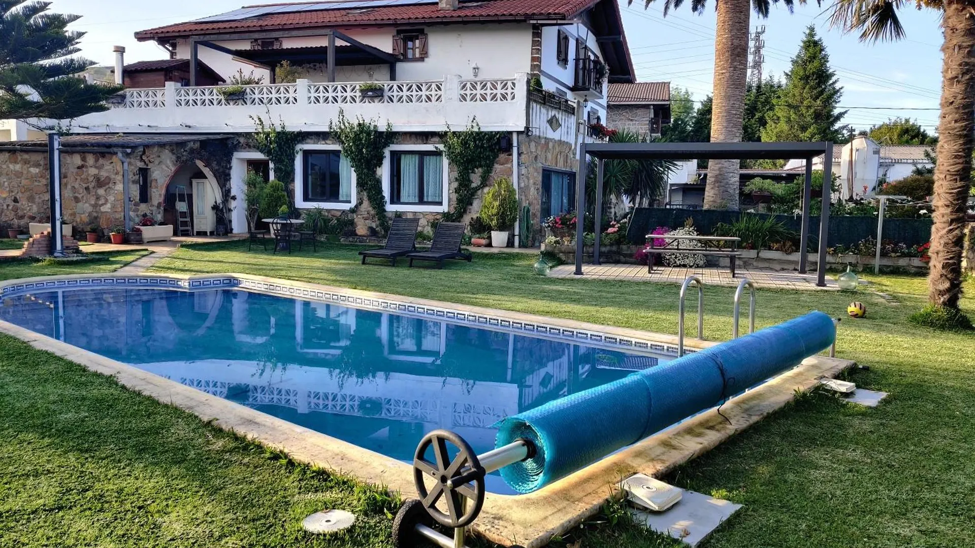 Bilbo Near Atico Rural Con Terraza Apartment Basauri Spain